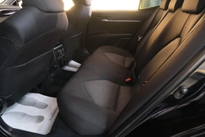 Седан Toyota Camry 2018 года, 2749000 рублей, Омск