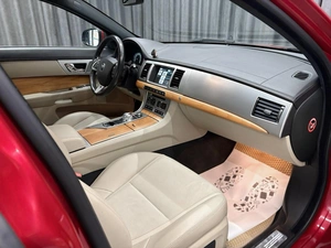 Седан Jaguar XF 2014 года, 1399000 рублей, Красноярск