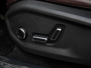 Внедорожник Geely Monjaro 2023 года, 2999000 рублей, Краснодар