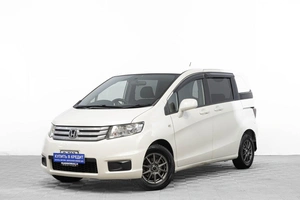 Минивэн Honda Freed 2011 года, 999000 рублей, Барнаул
