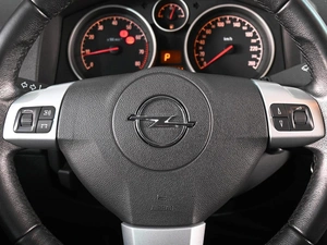 Хетчбэк Opel Astra 2014 года, 769000 рублей, Аксай