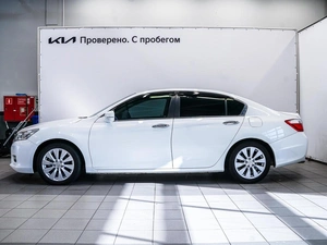 Седан Honda Accord 2013 года, 1470000 рублей, Красноярск