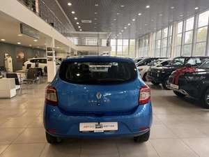 Хэтчбек Renault Sandero 2021 года, 1330000 рублей, Орёл