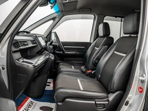 Минивэн Honda Stepwgn Spada 2018 года, 2150000 рублей, Красноярск