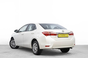 Седан Toyota Corolla 2013 года, 1329000 рублей, Барнаул