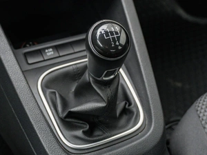 Седан Volkswagen Jetta 2013 года, 1010000 рублей, Санкт-Петербург