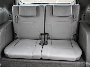 Минивэн Toyota Isis 2009 года, 1169000 рублей, Кирилловка