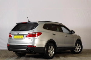 Внедорожник Hyundai Grand Santa Fe 2014 года, 2599000 рублей, Тюмень