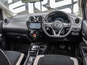 Хетчбэк Nissan Note 2017 года, 1080000 рублей, Краснодар