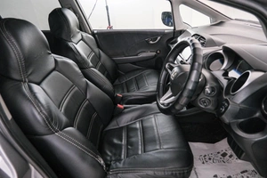 Хетчбэк Honda Fit 2009 года, 699000 рублей, Красноярск