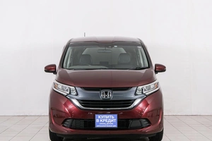 Минивэн Honda Freed 2017 года, 1539000 рублей, Красноярск