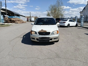 Минивэн Toyota Ipsum 1998 года, 269000 рублей, Красноярск