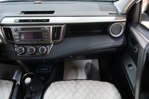 Внедорожник Toyota RAV4 2013 года, 2249000 рублей, Омск