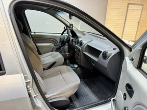 Седан Renault Logan 2008 года, 327000 рублей, Красноярск