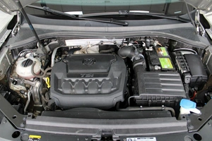Внедорожник Volkswagen Tiguan 2016 года, 2450000 рублей, Красноярск