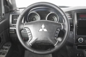 Внедорожник Mitsubishi Pajero 2008 года, 1629000 рублей, Кемерово