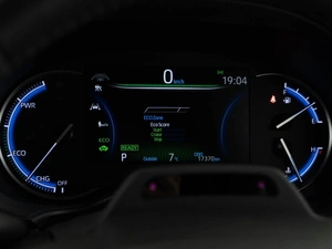 Минивэн Toyota Voxy 2022 года, 3547077 рублей, Москва