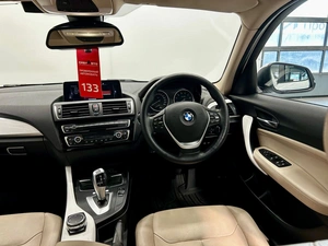 Хетчбэк BMW 1 серия 2015 года, 1400000 рублей, Красноярск