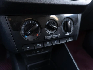 Лифтбек Volkswagen Polo 2021 года, 1489000 рублей, Саратов