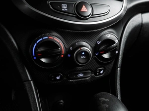 Седан Hyundai Solaris 2014 года, 979000 рублей, Воронеж
