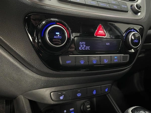 Седан Hyundai Solaris 2017 года, 1490000 рублей, Ярославль