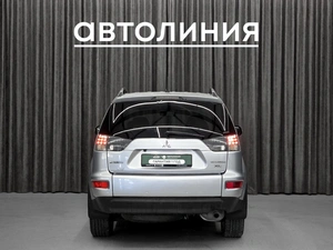 Внедорожник Mitsubishi Outlander 2011 года, 1179000 рублей, Красноярск