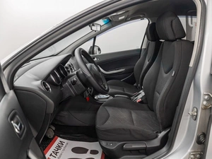 Хетчбэк Peugeot 308 2008 года, 475000 рублей, Красноярск