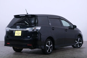 Минивэн Toyota Wish 2014 года, 1279000 рублей, Омск