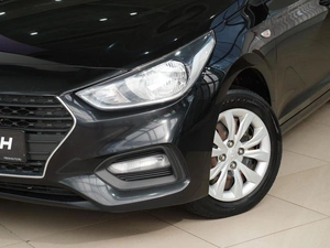 Седан Hyundai Solaris 2019 года, 1430111 рублей, Тверь