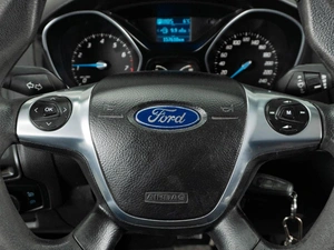 Хетчбэк Ford Focus 2012 года, 719000 рублей, Тюмень