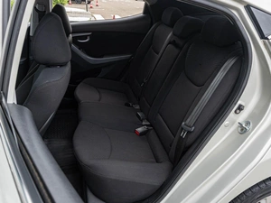 Седан Hyundai Elantra 2015 года, 1260000 рублей, Краснодар