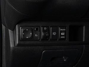 Хетчбэк Nissan Note 2011 года, 780000 рублей, Тюмень