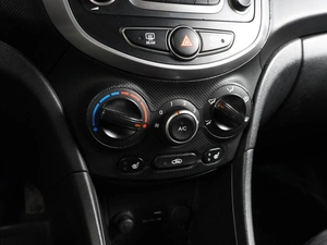 Седан Hyundai Solaris 2015 года, 979000 рублей, Воронеж