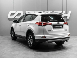 Внедорожник Toyota RAV4 2017 года, 2769000 рублей, Тюмень