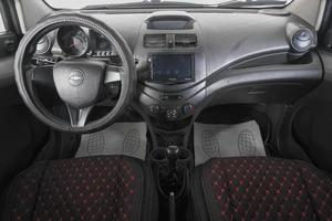 Хетчбэк Chevrolet Spark 2011 года, 429000 рублей, Кемерово