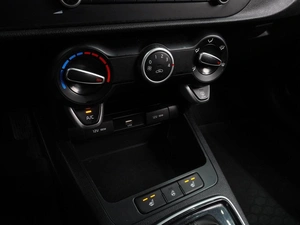 Седан Kia Rio 2021 года, 1484000 рублей, Воронеж