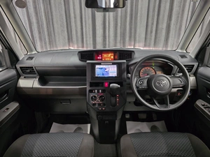 Минивэн Toyota Roomy 2021 года, 1040000 рублей, Красноярск