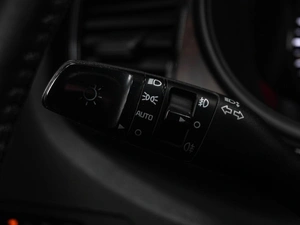 Седан Kia Quoris 2013 года, 2369000 рублей, Тюмень