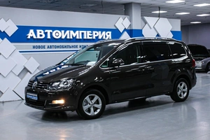 Минивэн Volkswagen Sharan 2015 года, 1398000 рублей, Солонцы