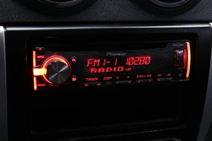 Седан Nissan Almera 2013 года, 728000 рублей, Солонцы