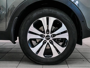 Внедорожник Kia Sportage 2013 года, 1535000 рублей, Красноярск