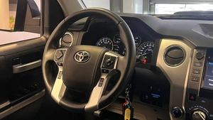 Пикап Toyota Tundra 2017 года, 5699000 рублей, Красноярск