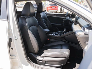 Седан Kia K5 2021 года, 2350000 рублей, Краснодар