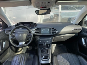 Универсал Peugeot 308 2017 года, 1170000 рублей, Ярославль