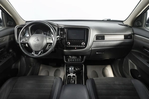 Внедорожник Mitsubishi Outlander 2021 года, 2949000 рублей, Новосибирск