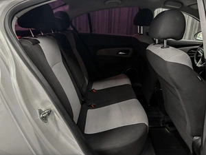 Седан Chevrolet Cruze 2012 года, 699000 рублей, Красноярск