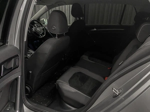 Хетчбэк Volkswagen Golf 2013 года, 1299000 рублей, Красноярск