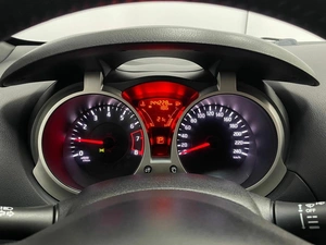 Внедорожник Nissan Juke 2013 года, 1070000 рублей, Красноярск
