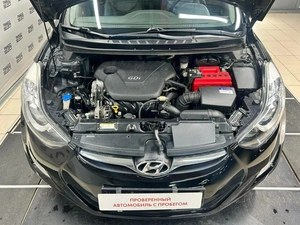 Седан Hyundai Avante 2011 года, 889000 рублей, Красноярск