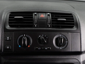 Хетчбэк Skoda Fabia 2012 года, 769000 рублей, Тюмень